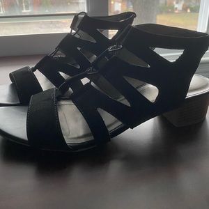 Life Stride sandals for women size 9w